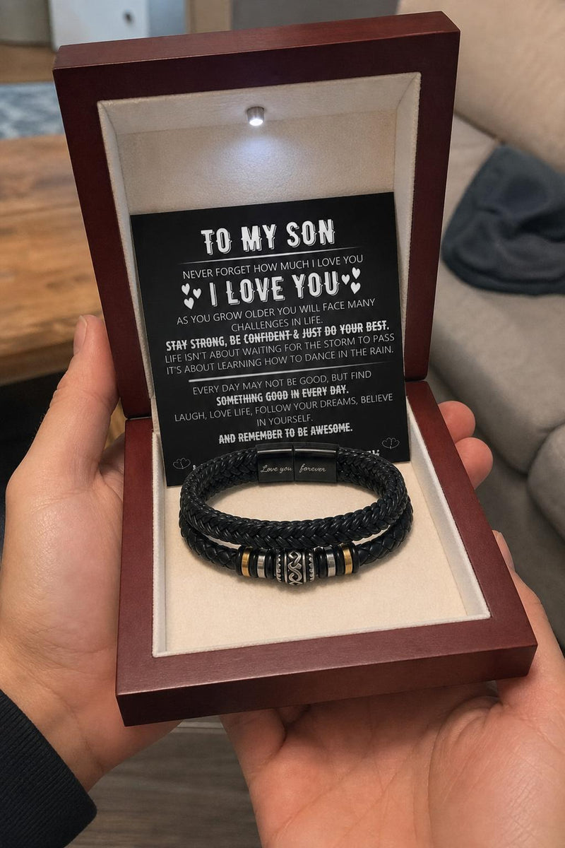 EverBond™ Men’s Leather Bracelet lifestyle image 3