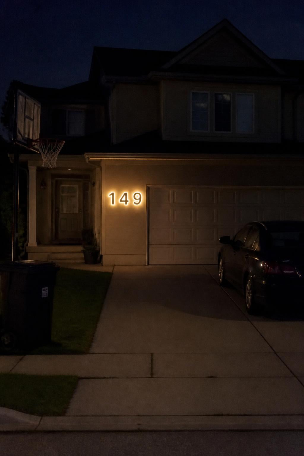 SolarSign™ House Numbers lifestyle image 2