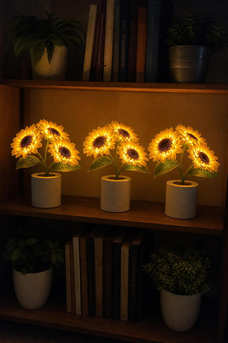 SunBloom™ Sunflower Lamp lifestyle image 4
